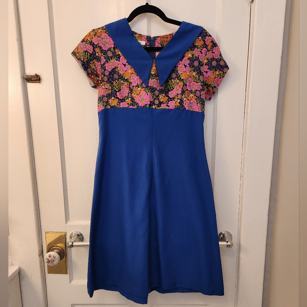 🌼 Flower Power Blue 60s Mini Dress🌼